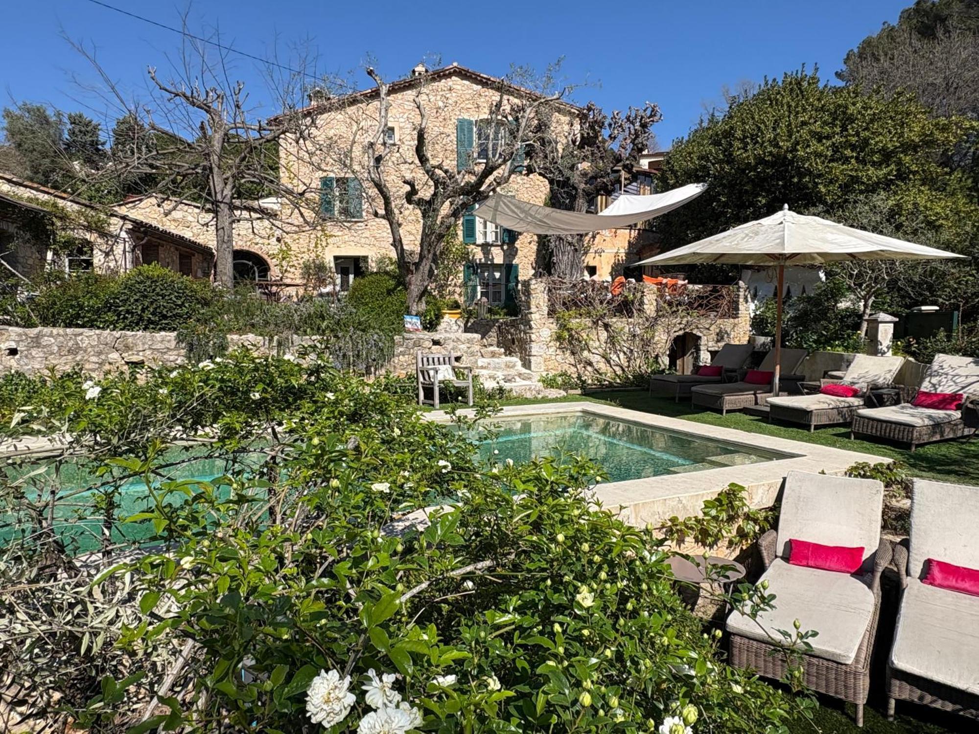 Bed & Breakfast Les Rosees